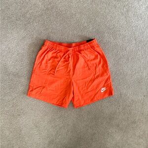 Nike sportswear Essential Shorts